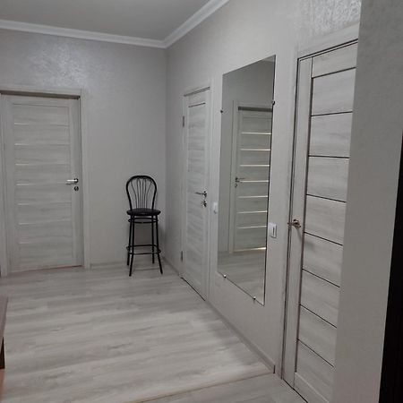 Новая Квартира Vip Chisinau Exterior foto